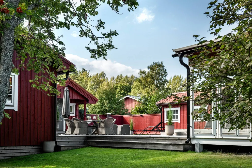 Giardino - Cottage with Private Stream in Stenö