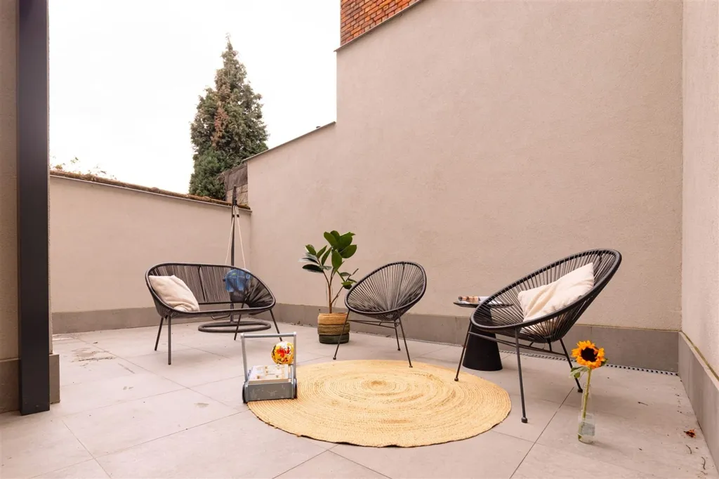 Terrasse - Appartement avec Cuisine Luxueuse à Deurne
