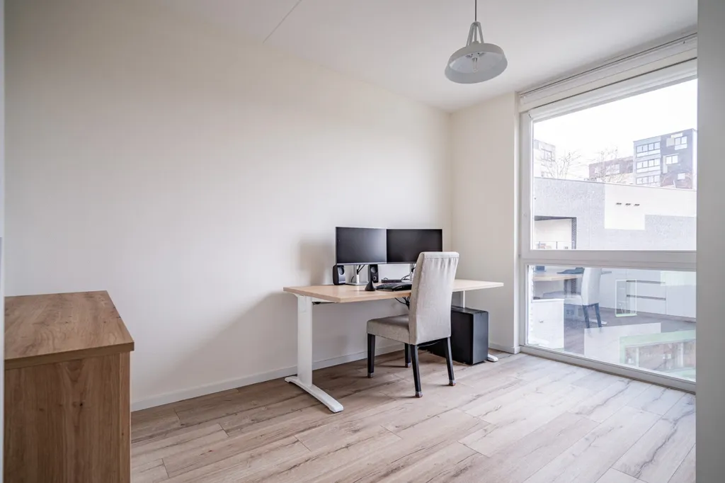 Office - Corner Apartment with Extra Mezzanine in Leiden