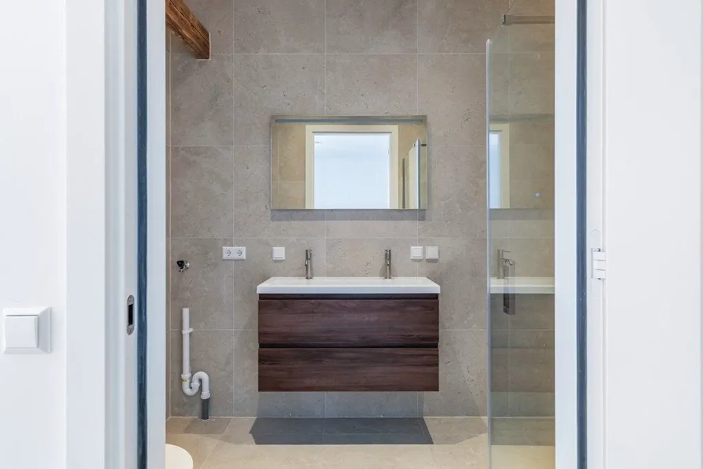 Vannitoad - Renovated Loft in Zeeheldenkwartier, The Hague