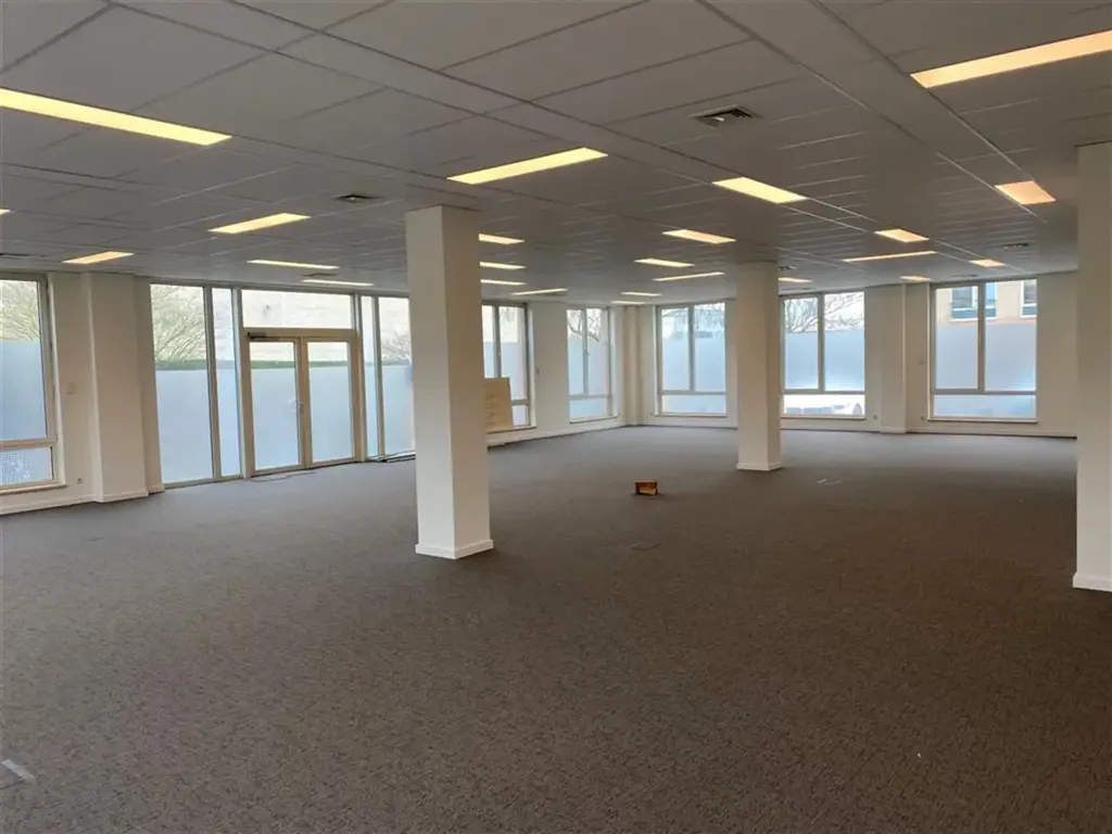 Kabinet - Split-able Offices in Drogenbos Techno Centre