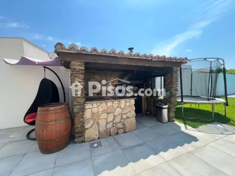 Terrass - Semi-detached House with Pool in Villamayor