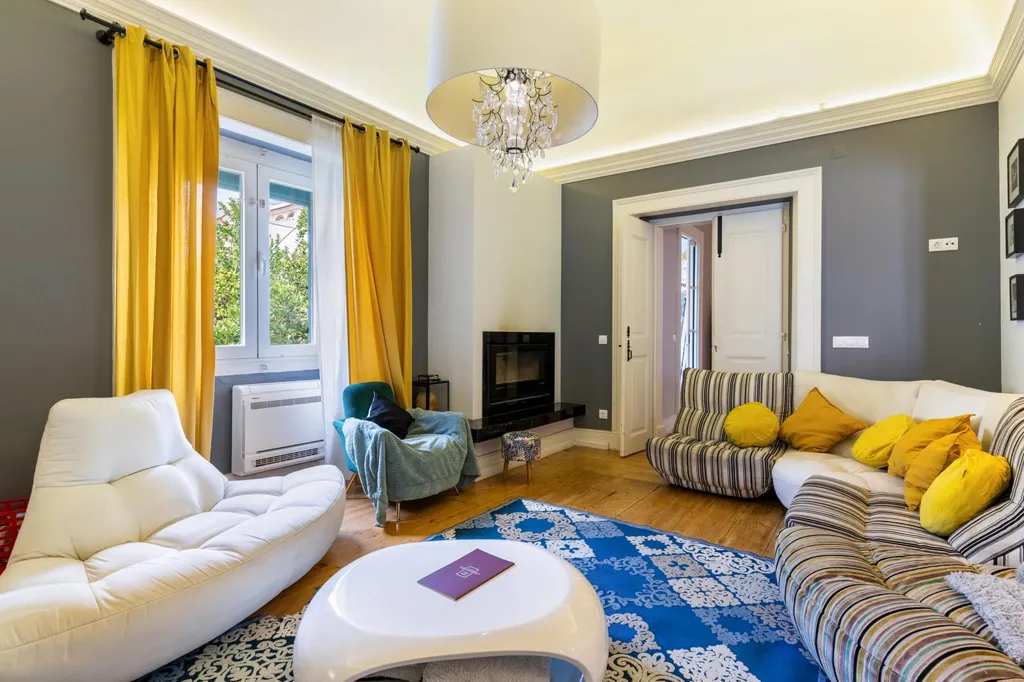 Elutuba - Historic 5-Bedroom House with Garden in Évora