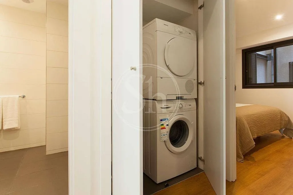 Utility Room - Furnished Flat with Balcony in Eixample