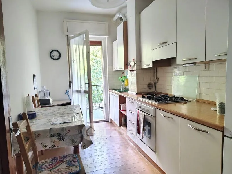 Cuisine - Apartment with Balcony in Trento