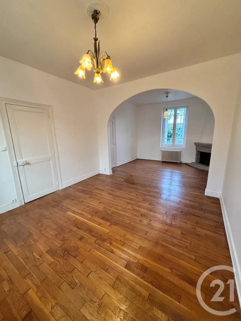 Living Room - 1930s House with Garden in Semoy