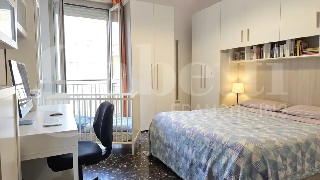 Chambres - Bright Apartment with Balcony in Bologna