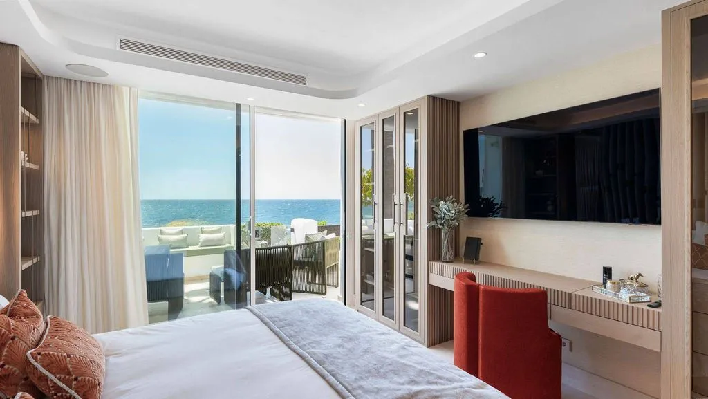 Chambres - Luxury Beachfront Apartment in Puente Romano, Marbella