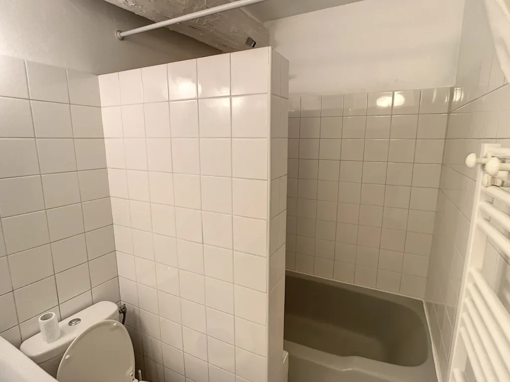 Salles de bain - Studio Meublé dans le Centre Ville
