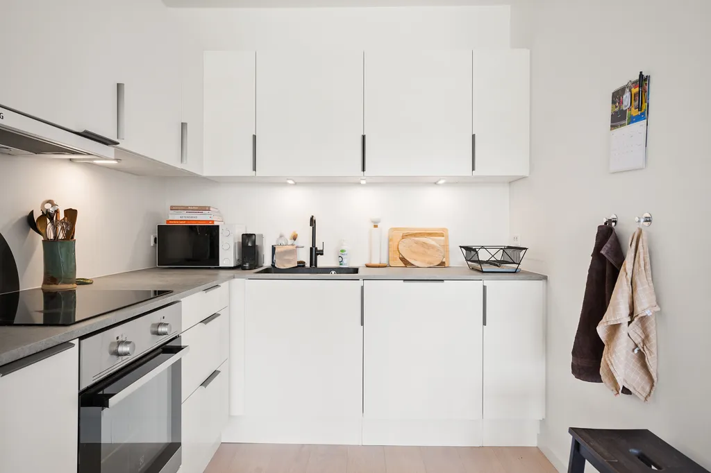 Cuisine - 2-Bed Apartment with Terrace in Vanløse