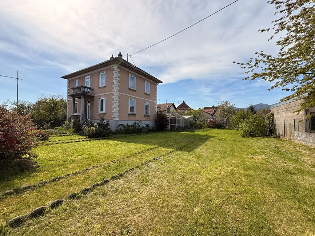 Aed - 1930s House with Garden in Cernay