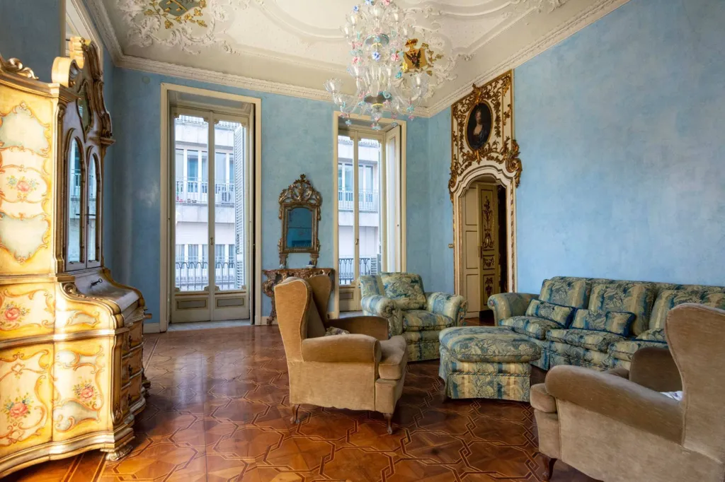 Elutuba - Historic Apartment with Soppalco in Torino