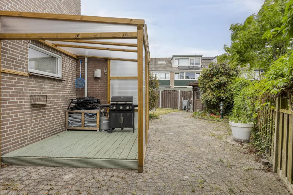 Terrasse - Family Home with Garden in Maassluis