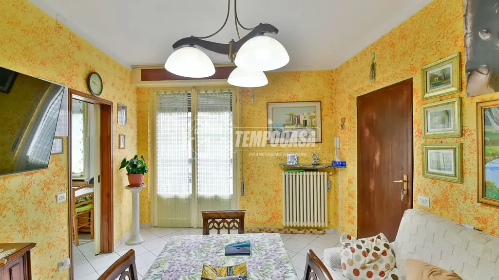 Salle à manger - Terrace Flat in Albese Con Cassano