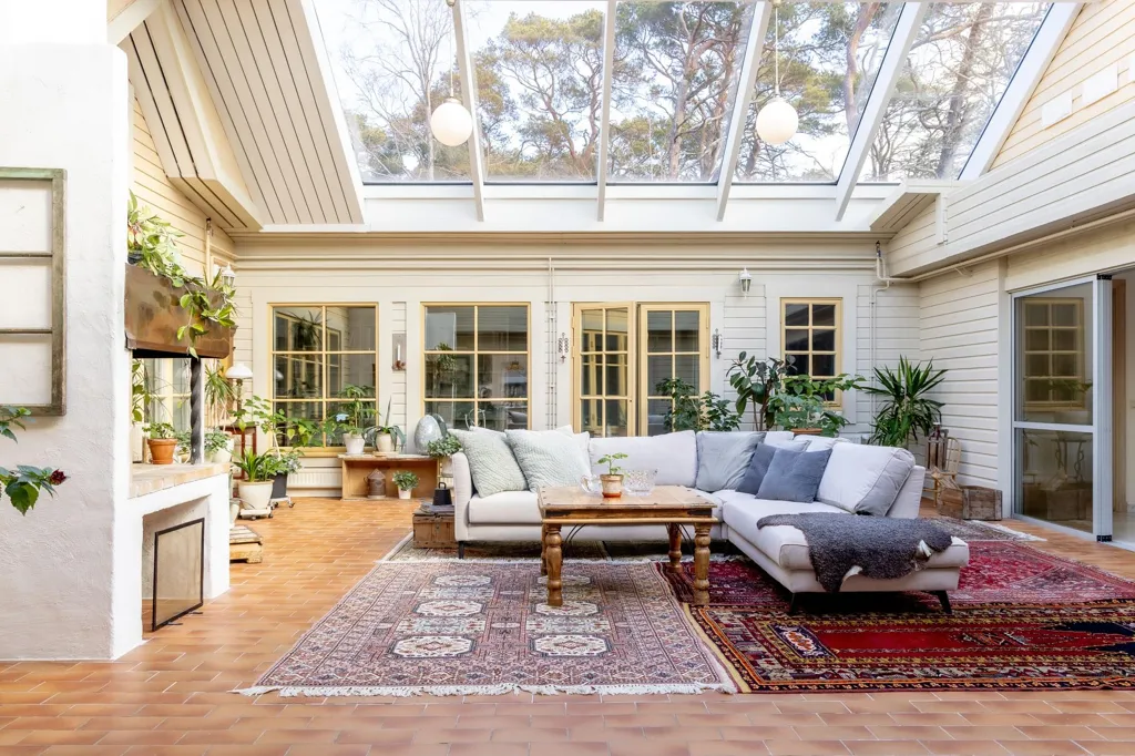 Elutuba - Charming Villa with Guesthouse near Visby