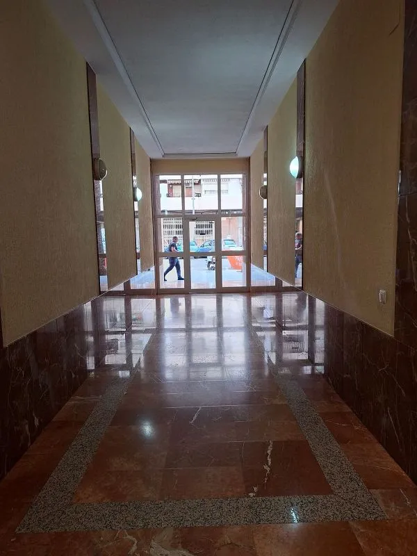 Esik - Apartment with Terrace in Gandia Centre