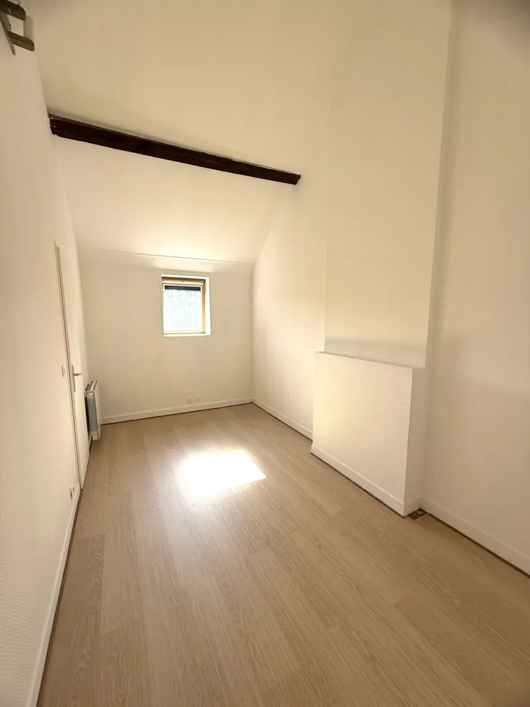 Pièces - Appartement T2 Lumineux à Courrières