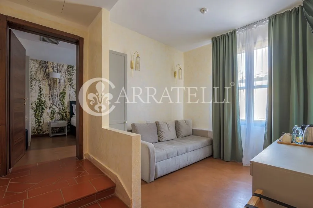 Elutuba - Luxury Hotel with Private Park in Chianti
