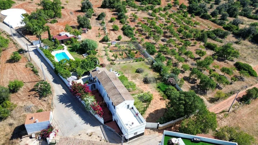 Vista aerea - Rustic House with Pool in Pêra, Algarve