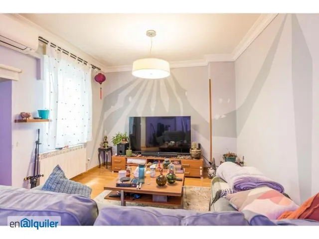 Soggiorno - 2-Bedroom Apartment in Central Madrid