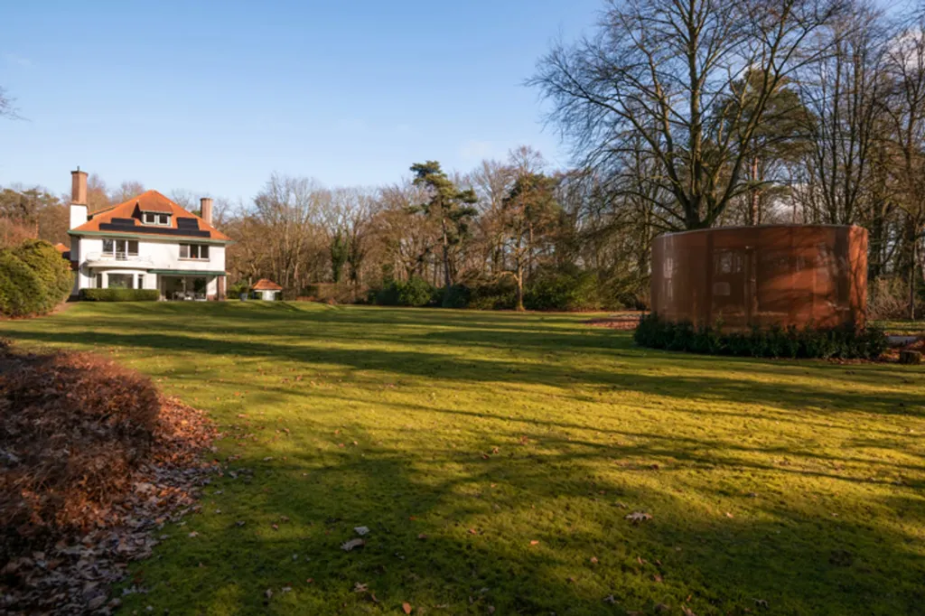 Jardin - Villa de Caractère avec Terrasse à Kapellen