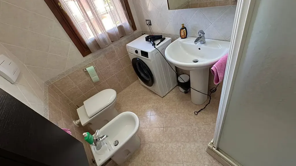 Salles de bain - Modern Maisonette with Balcony in San Possidonio
