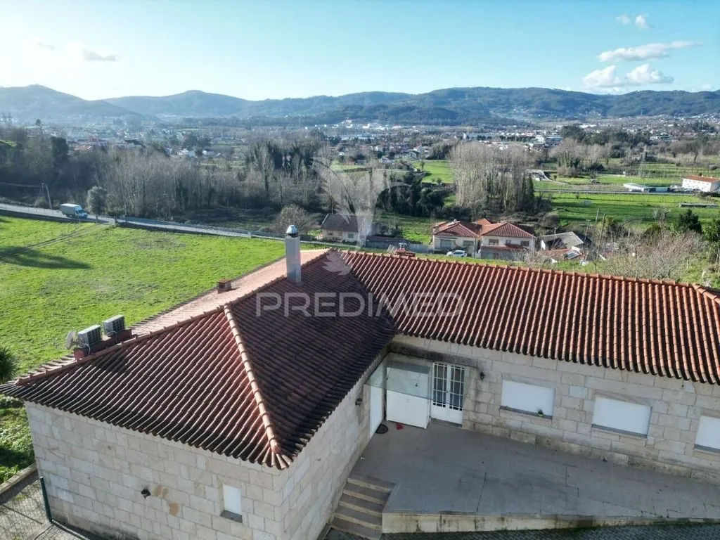 Õhuvaade - Luxury House with 11 Hectares in Guimarães