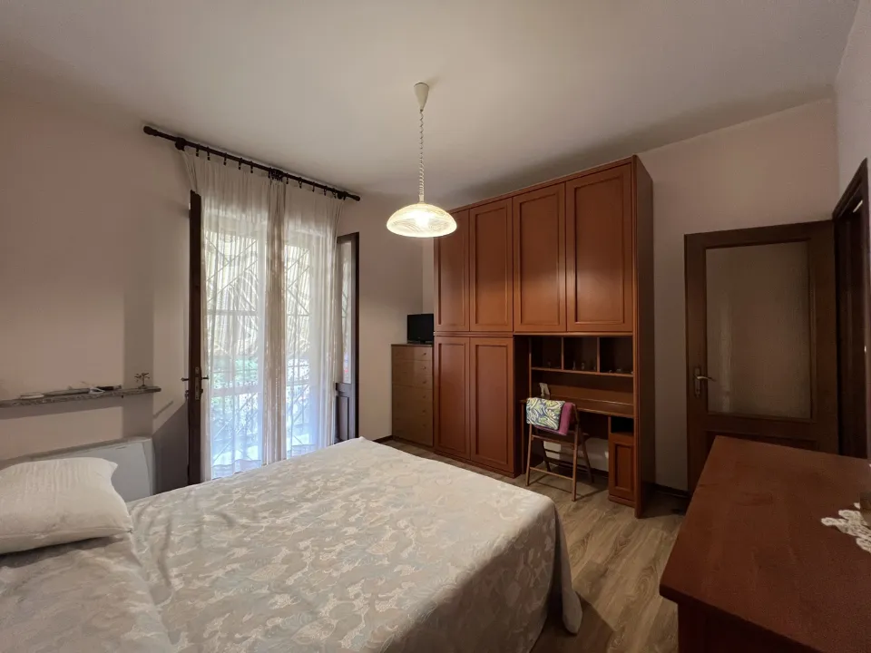 Bedrooms - Independent Villa with Garden in Mortara