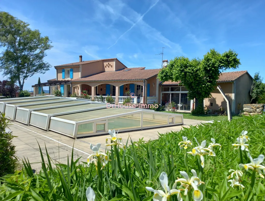 Bassein - Provençal Villa with Pool in Charols