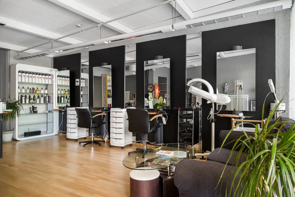 Well-Maintained Co-Op Salon in Malmö