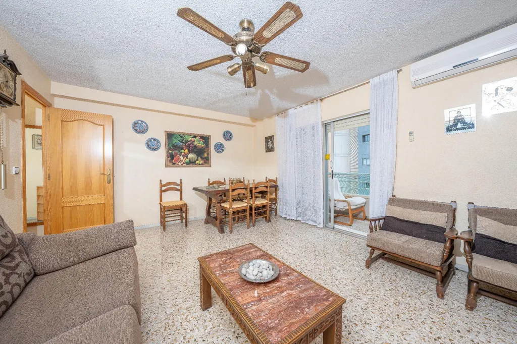 Elutuba - Apartment with Terrace in Benidorm