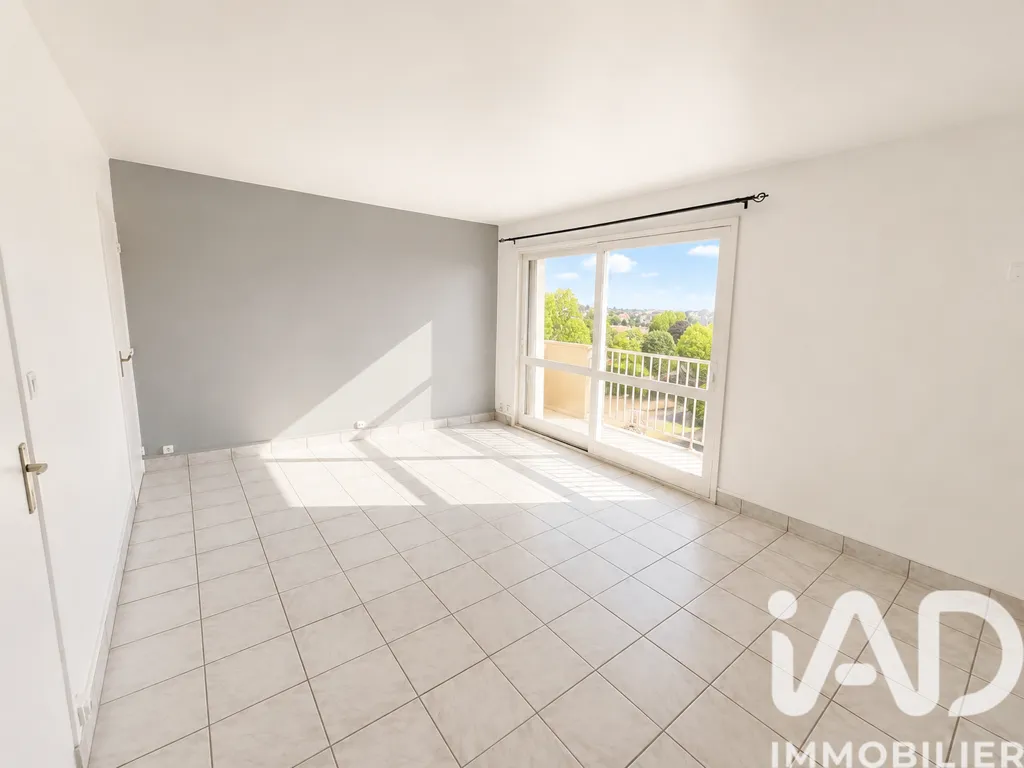Camere da letto - 3-Bedroom Apartment with Balcony in Eaubonne