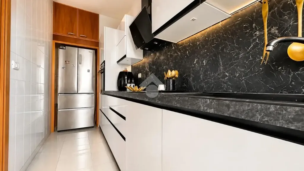 Cucina - 4-Bedroom Apartment with Balcony in San Severo