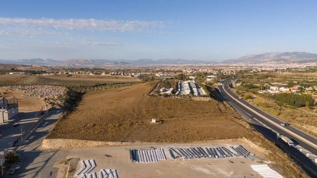 Vue aérienne - Building Land with Urbanisation Potential in Otura