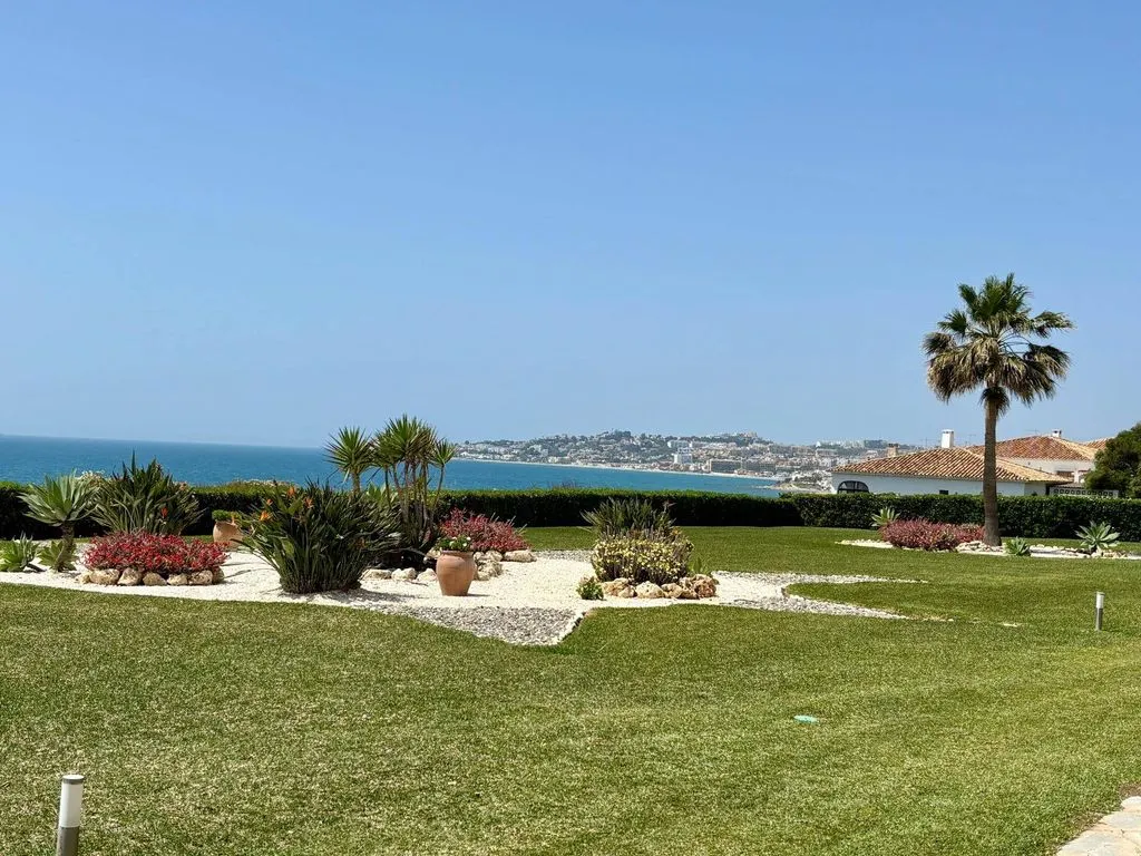 Jardin - Luxury Flat with Sea View in Mijas