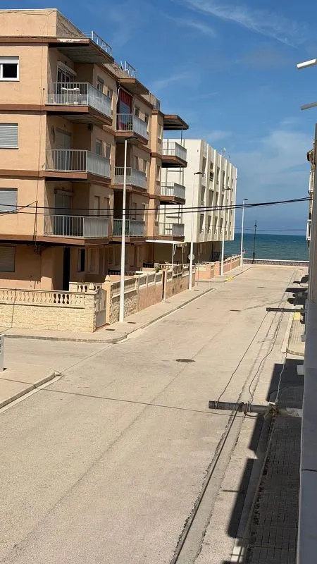 Välivaade - Apartment with Sea View and Terrace in El Perelló