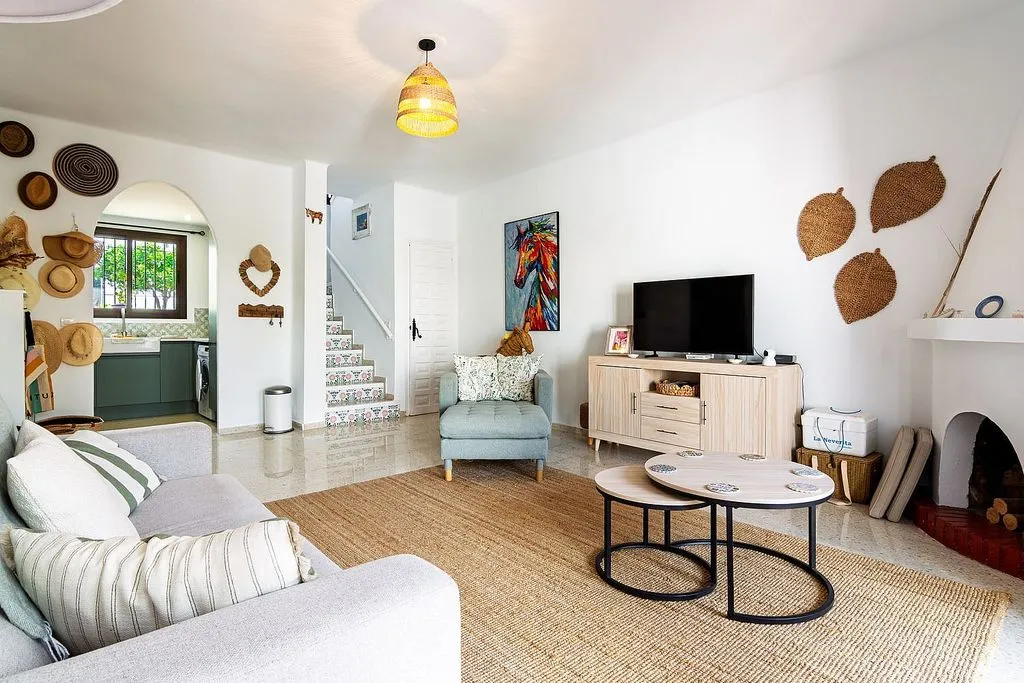 Séjour - Semi-detached House with Pool in Capistrano