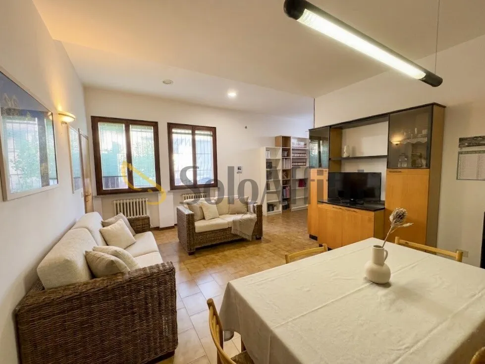 Appartement 5 pièces à Forlì
