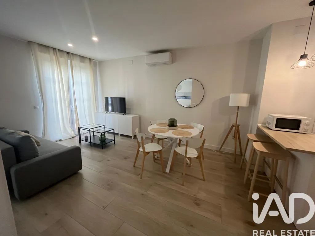 Séjour - Centrally Located Modernised Apartment in Málaga