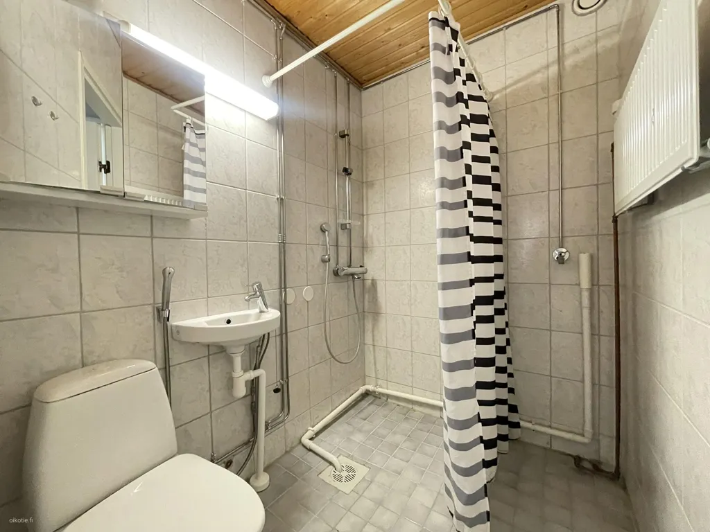 Bagni - Apartment with Balcony in Seinäjoki