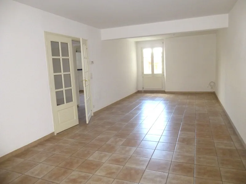 Pièces - Ensemble Immobilier avec Maison Louée à Aiguilhe