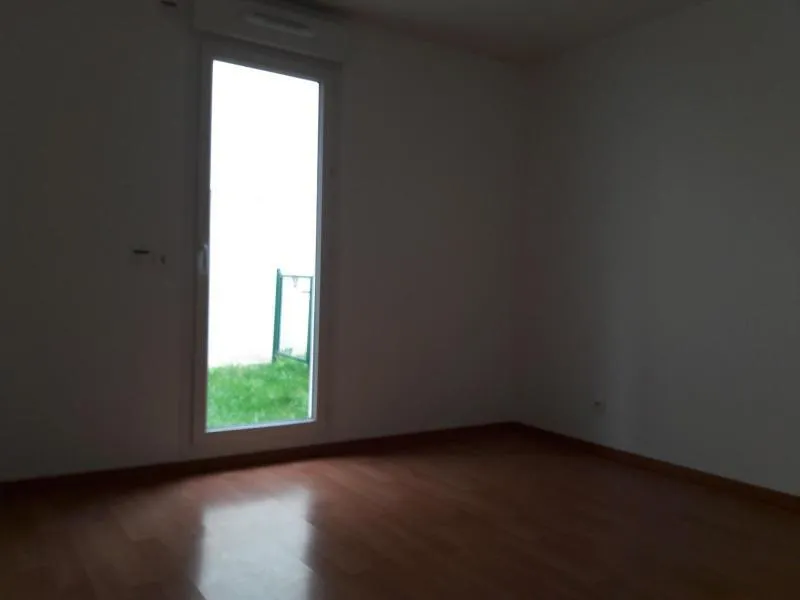 Pièces - Appartement 2 Pièces avec Terrasse à Lyon 8e