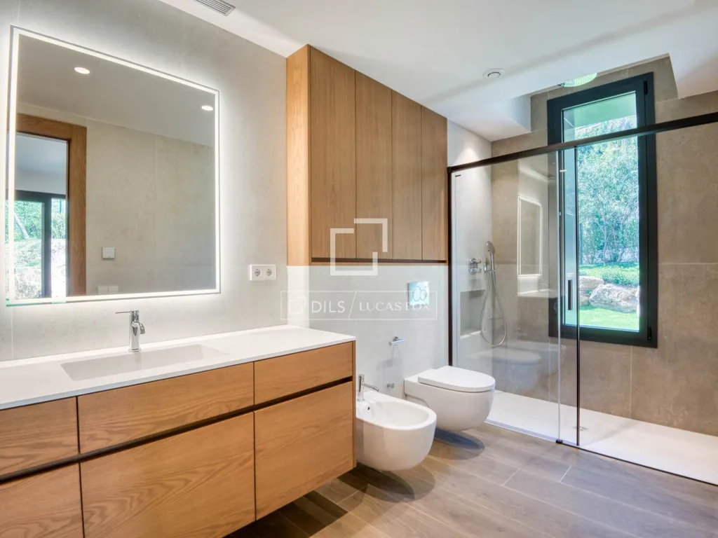 Salles de bain - Newly Built Villa with Sea Views in Platja d'Aro