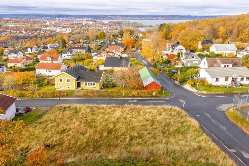 Õhuvaade - Buildable Plot with Waterfront View in Huskvarna