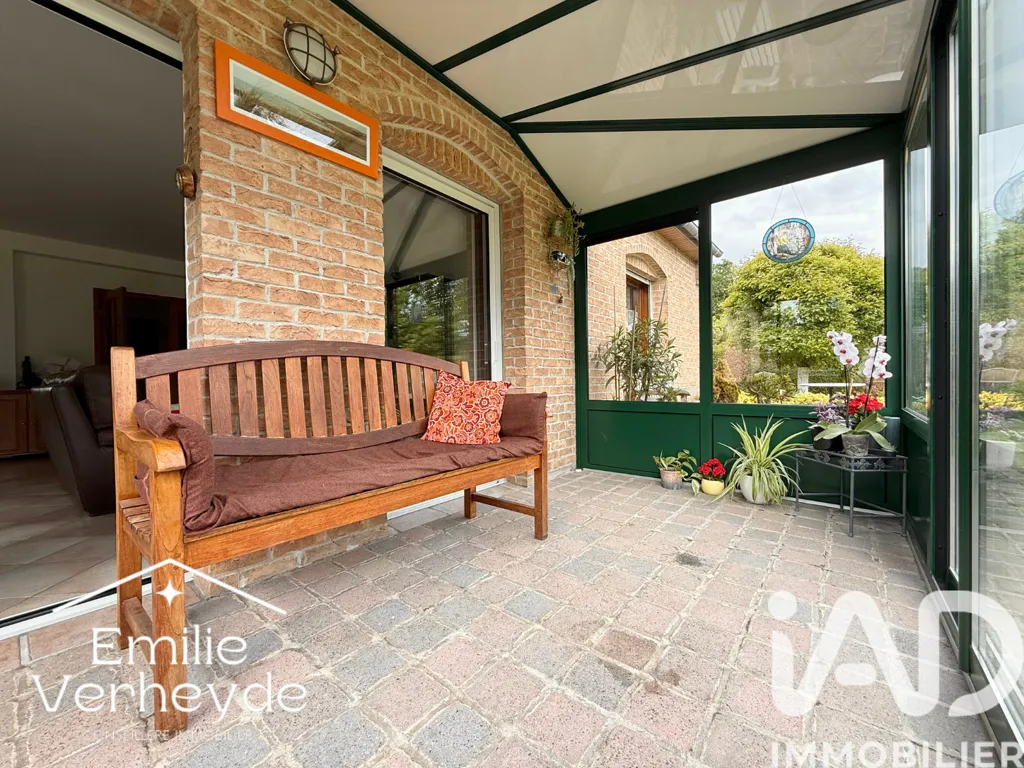 Terrasse - Pavillon Semi-Plat avec Jardin au Cœur du Village