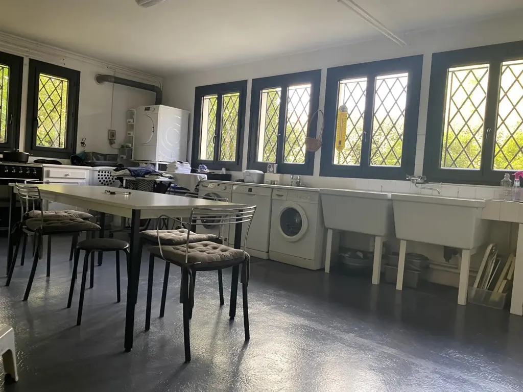 Cuisine - Propriété avec Spa de Nage et Parc à l'Ouest de Tours
