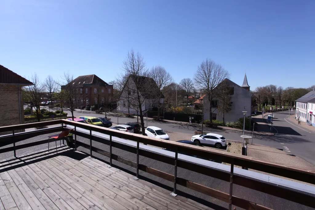 Rõdu - Renovated 1-Bed Flat with Balcony in Hammel