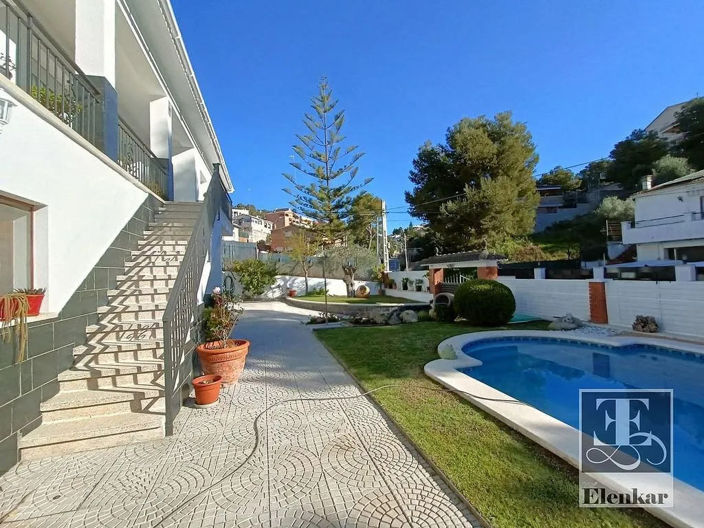 Bassein - Chalet with Pool in Segur de Calafell