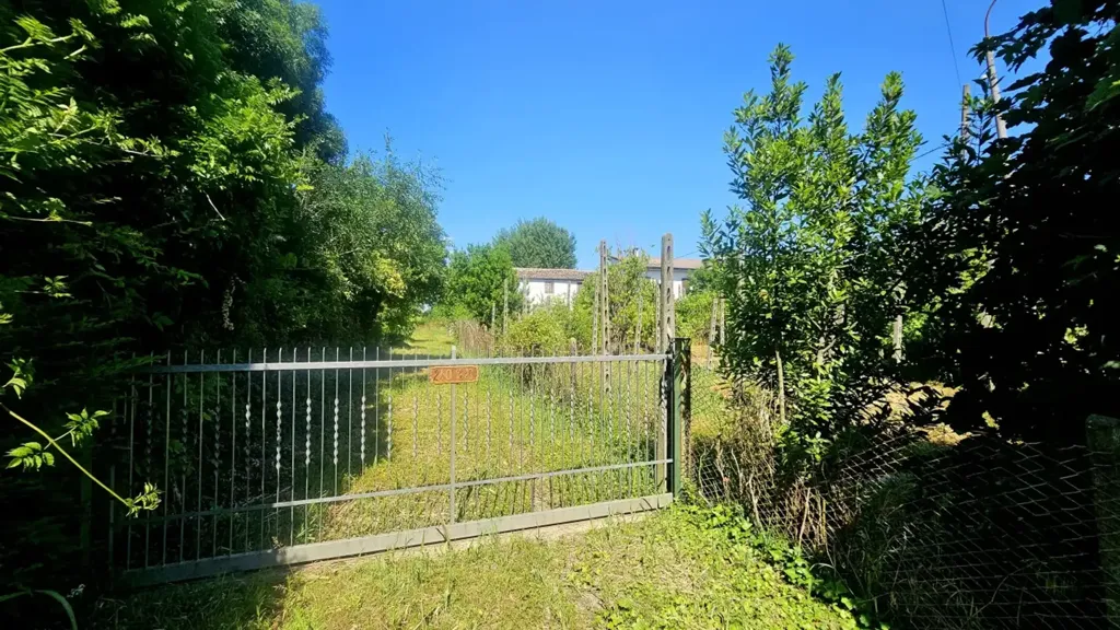 Aed - Rustic Property with Garden in Urbana