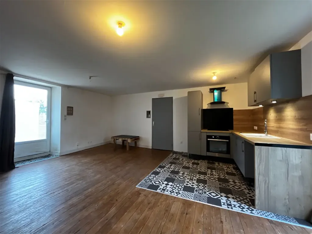 Maison 6 pièces à Cuhon